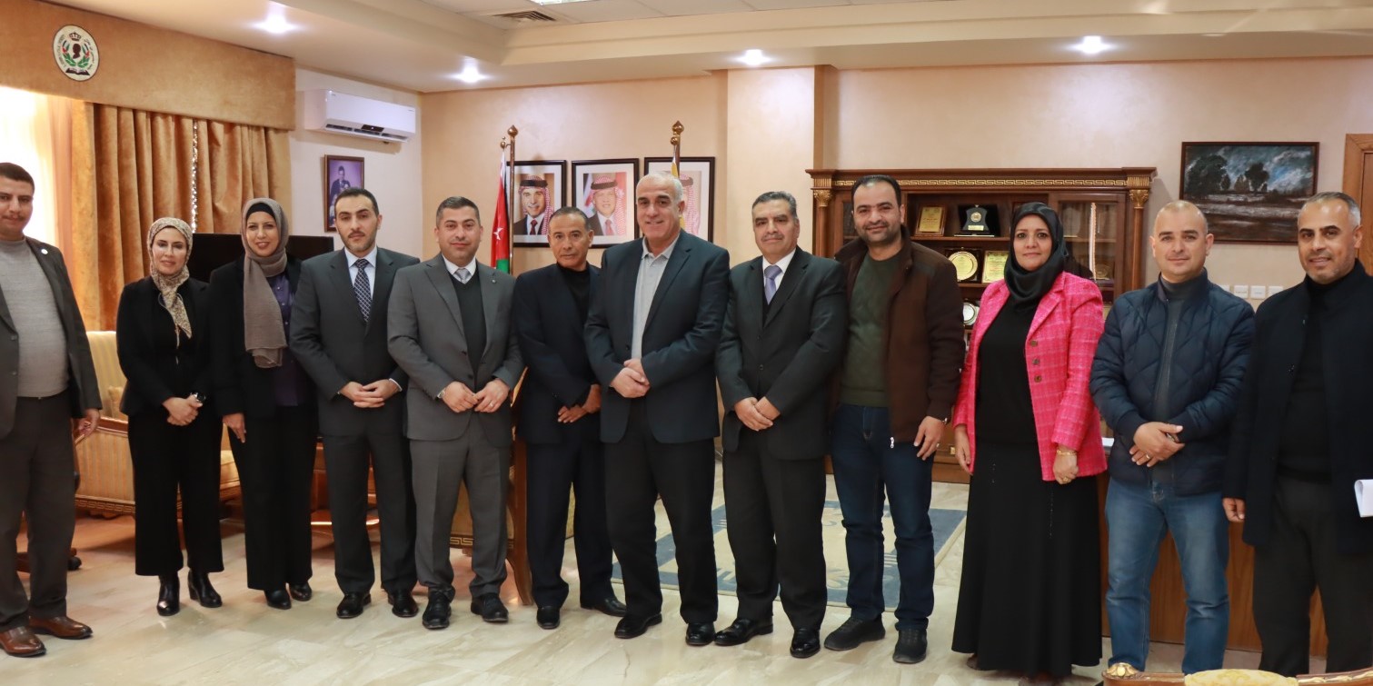 The university president meets the new president and members of the Council of the Center for Studie